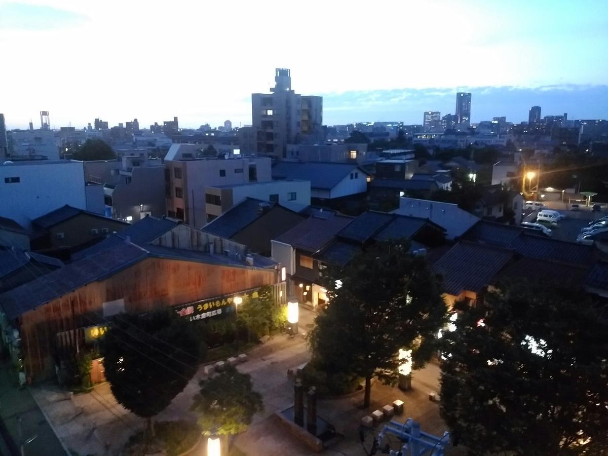 Midnight Rockers Hostel Kanazawa Exterior photo