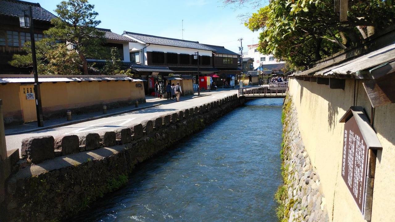 Midnight Rockers Hostel Kanazawa Exterior photo